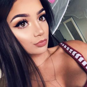 Meet your Posher, Ally